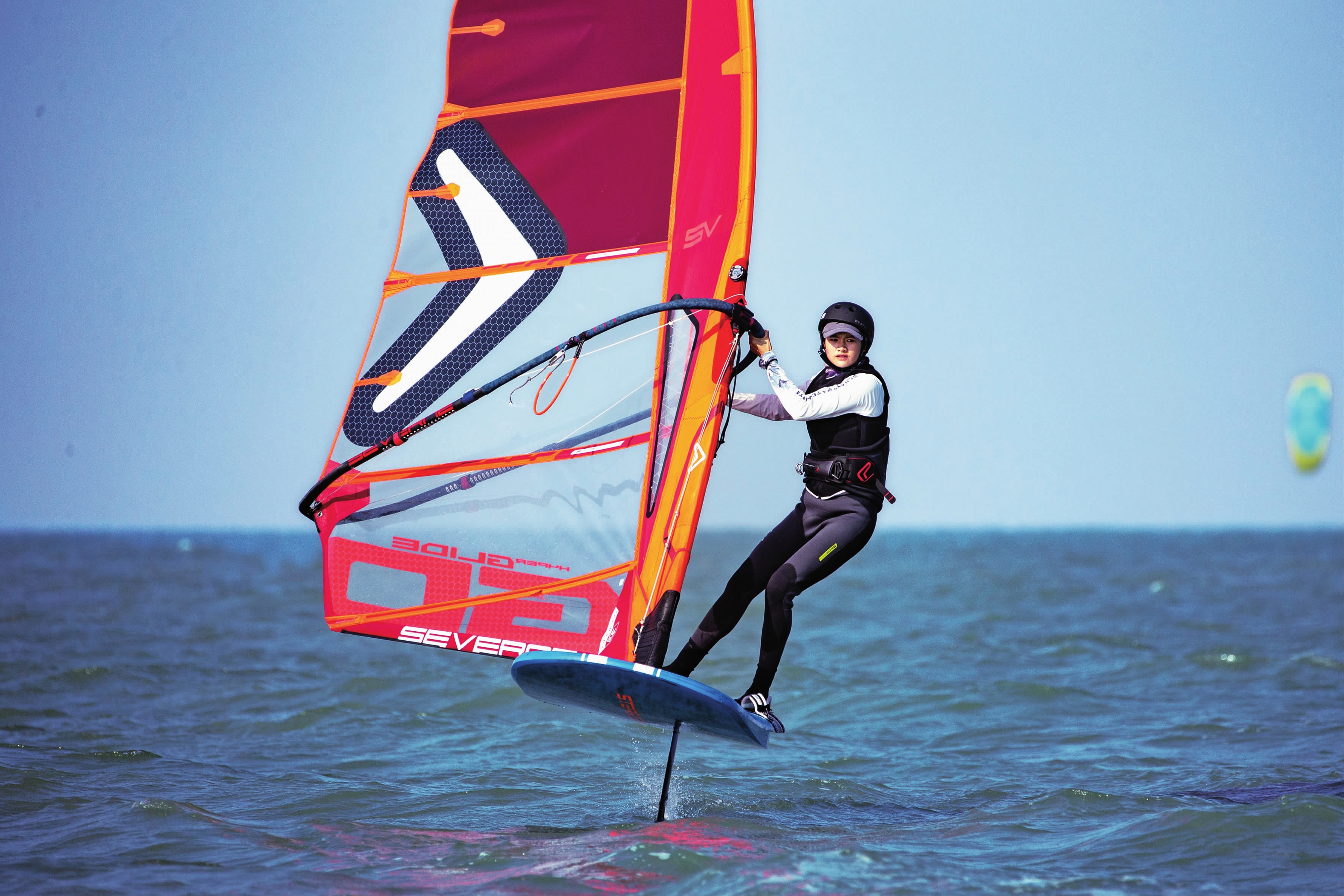 澳大利亚帆船队挥帆起航，冲向胜利