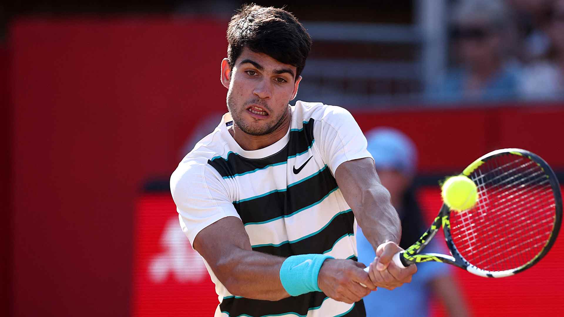 阿尔及利亚队国际赛场上惊艳亮相