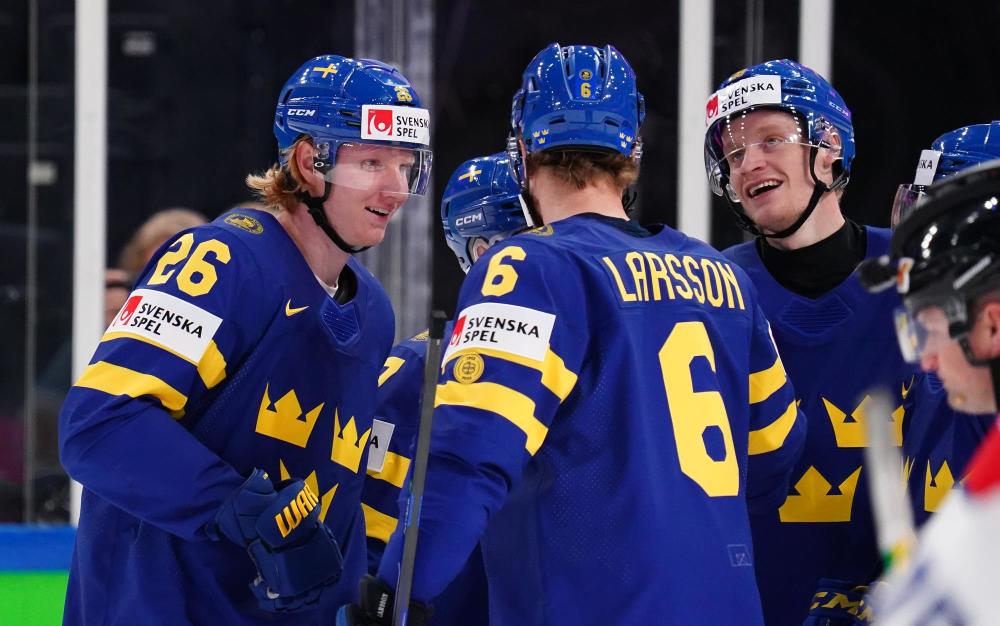 亚洲球队引进瑞士中场，打造坚固后防