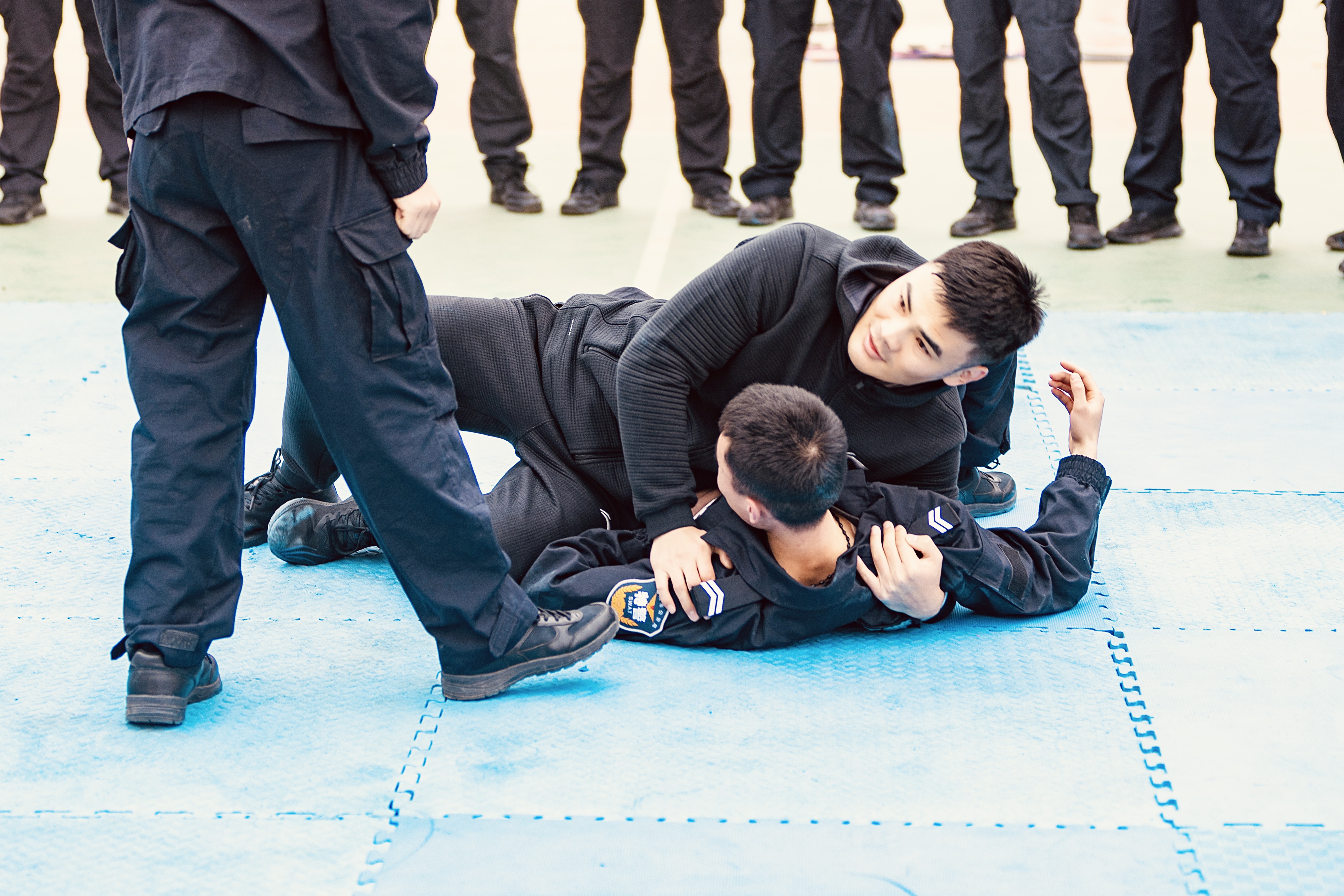 技术教练组密集训练，备战关键比赛