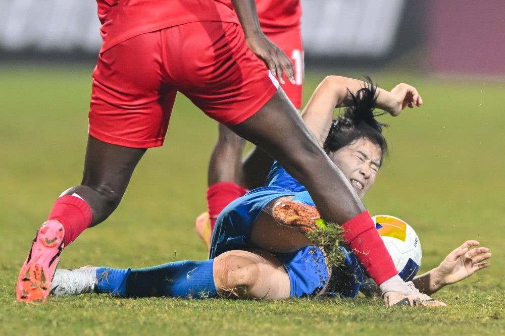 韩国女足实力不俗阻击对手的进攻