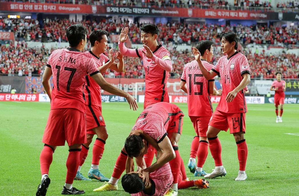 韩国女足实力不俗阻击对手的进攻