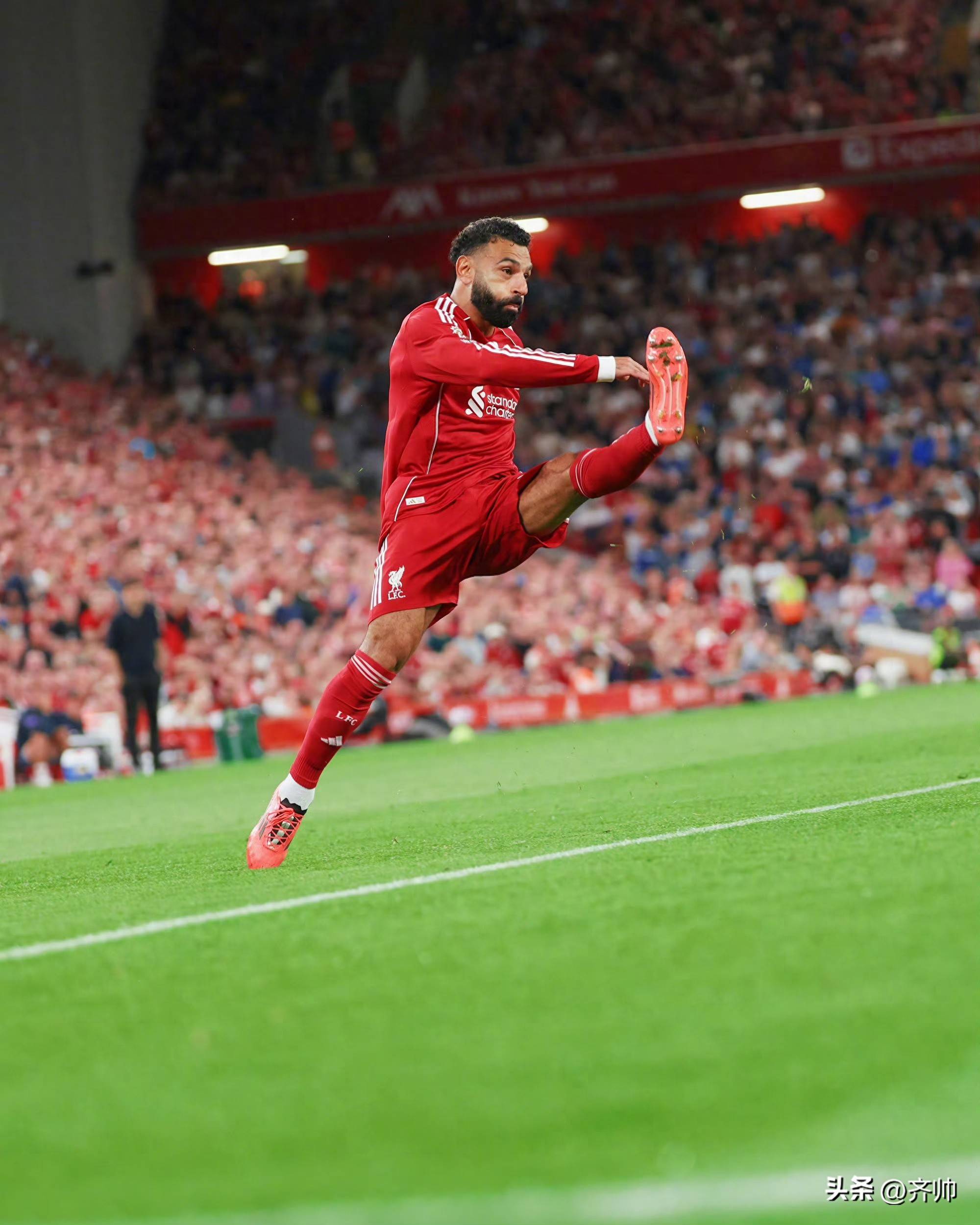 利物浦客场战胜伯恩茅斯，英超榜首优势扩大！的简单介绍