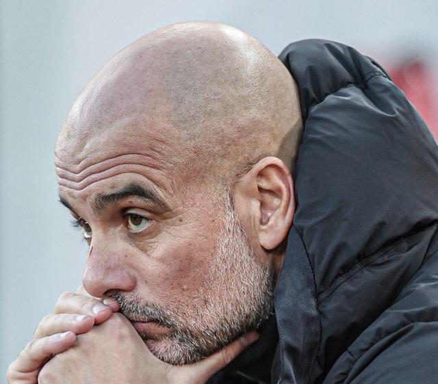 关于曼城主帅被曝考虑引进新后卫，球迷期待新援表现的信息