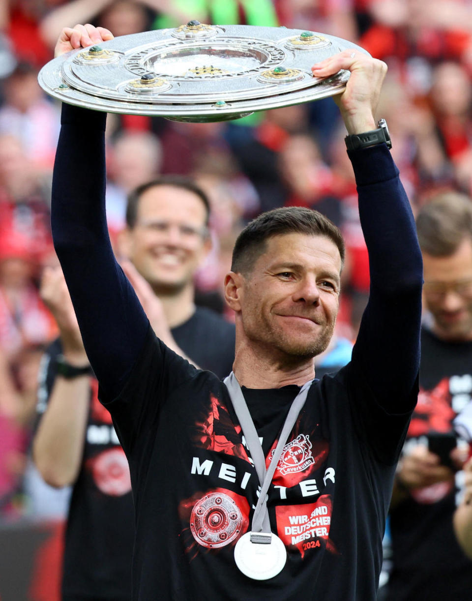 关于勒沃库森主帅指挥战术训练备战的信息