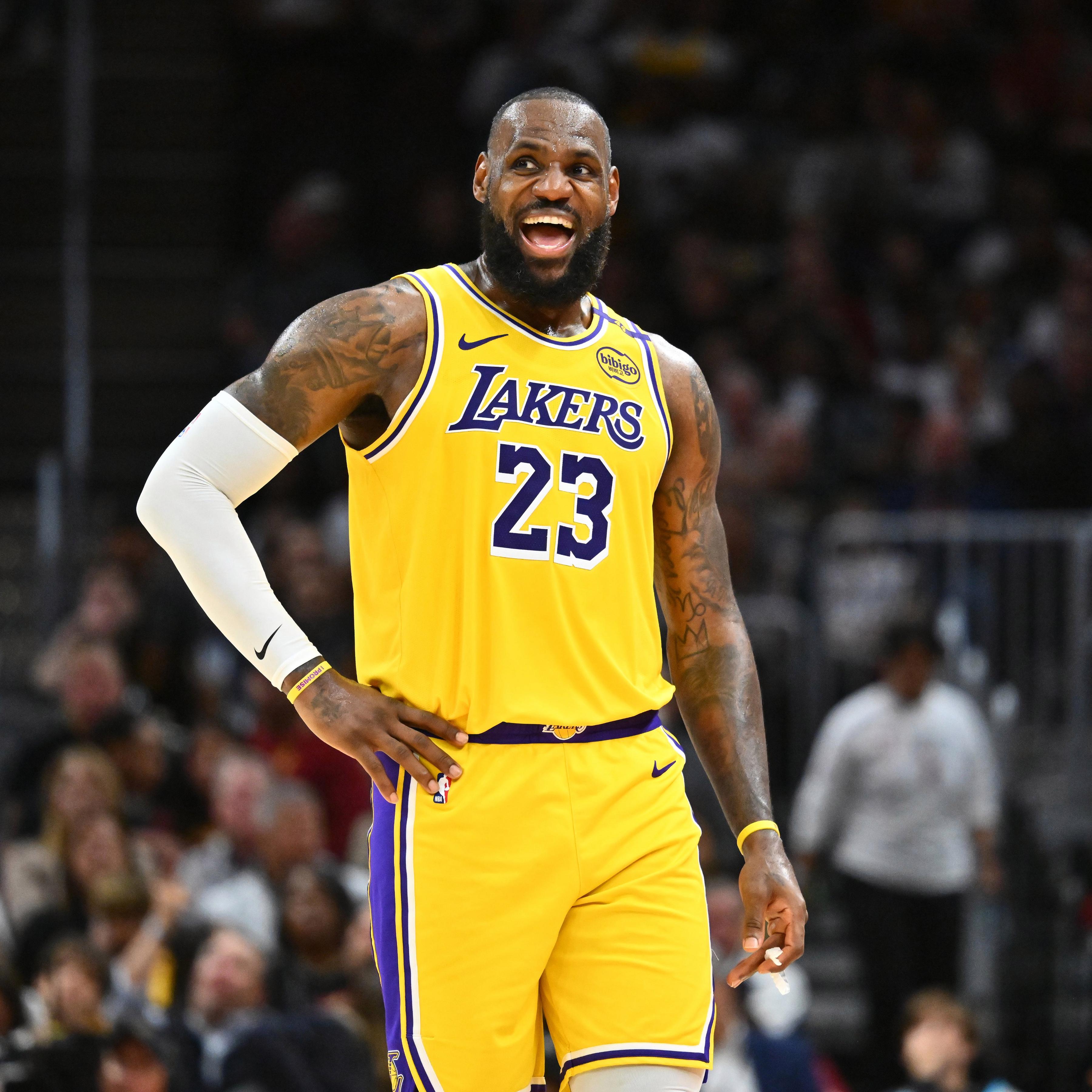 湖人擒掘金，詹皇后仰篮板绝杀