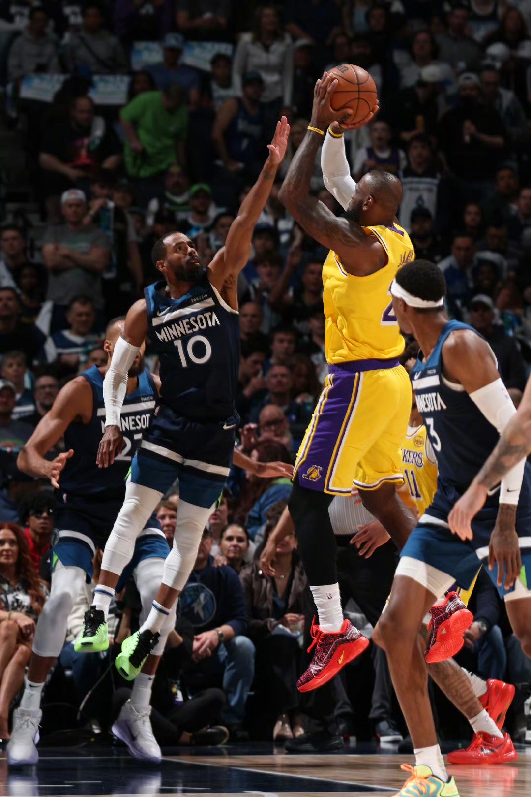 森林狼遭逢连败，湖人克星再现