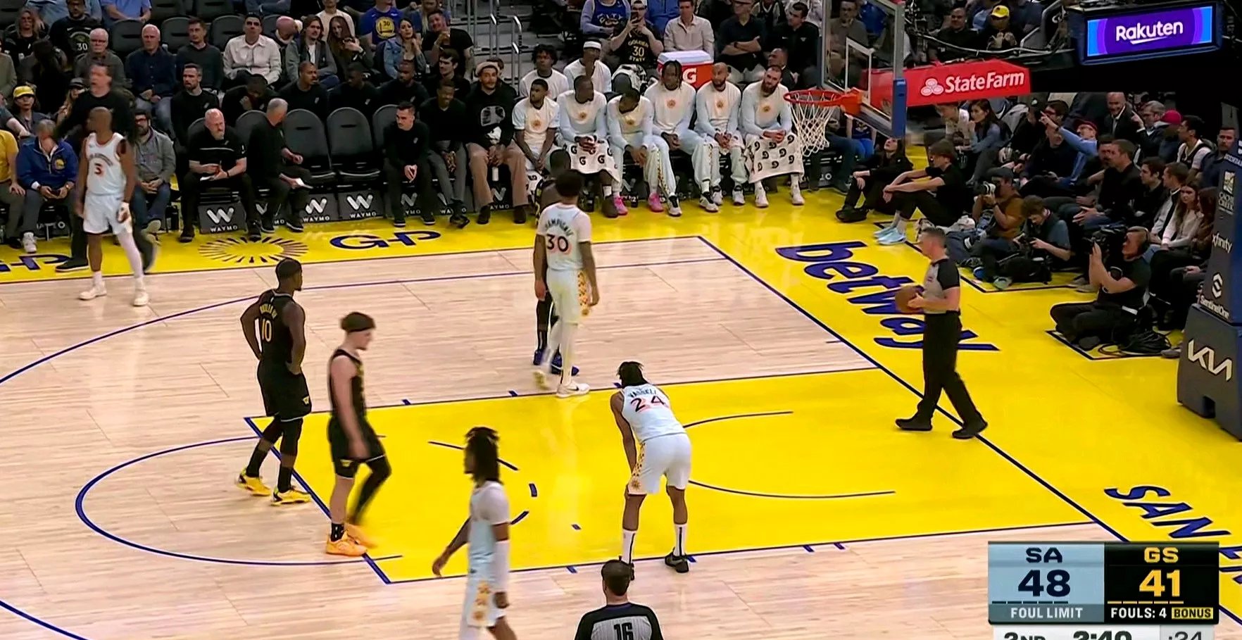 关于「马刺主场遭遇惨败,教练组开紧急会议」的信息 关于「马刺主场遭遇惨败,教练组开紧急会议」的信息