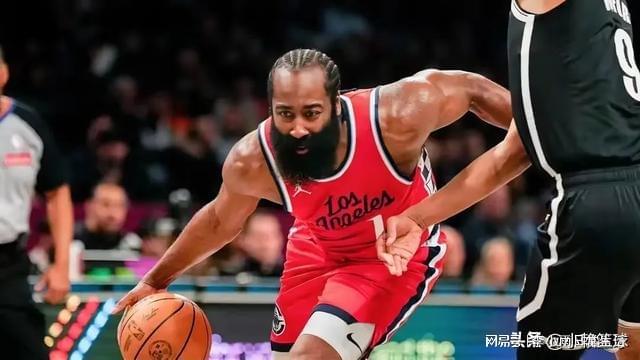 火箭逆转马刺取得两连胜,哈登持续火爆 火箭逆转马刺取得两连胜,哈登持续火爆