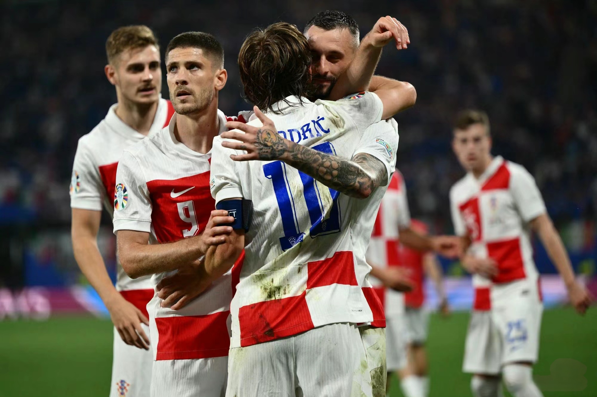 欧洲杯：德国队憾负克罗地亚，小组赛惨遭淘汰