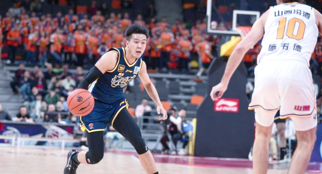 广东男篮逆转山西取连胜